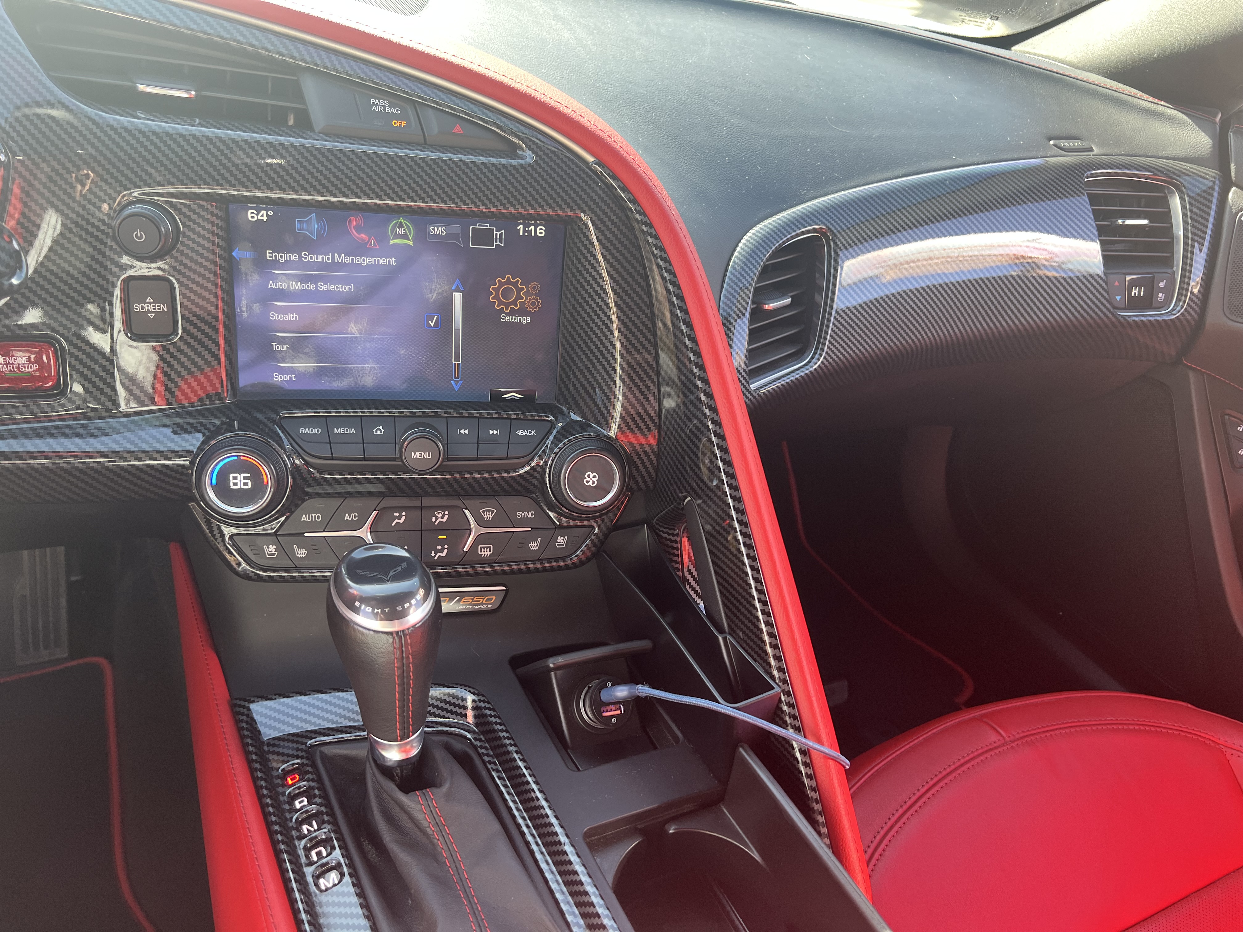 Used 2016 Chevrolet Corvette Z06 w/ Z07 Performance Package RWD image 11