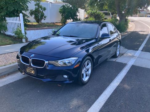 Used 2012 BMW 328i Sedan RWD image 9