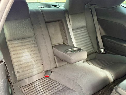 Used 2011 Dodge Challenger R/T RWD image 16