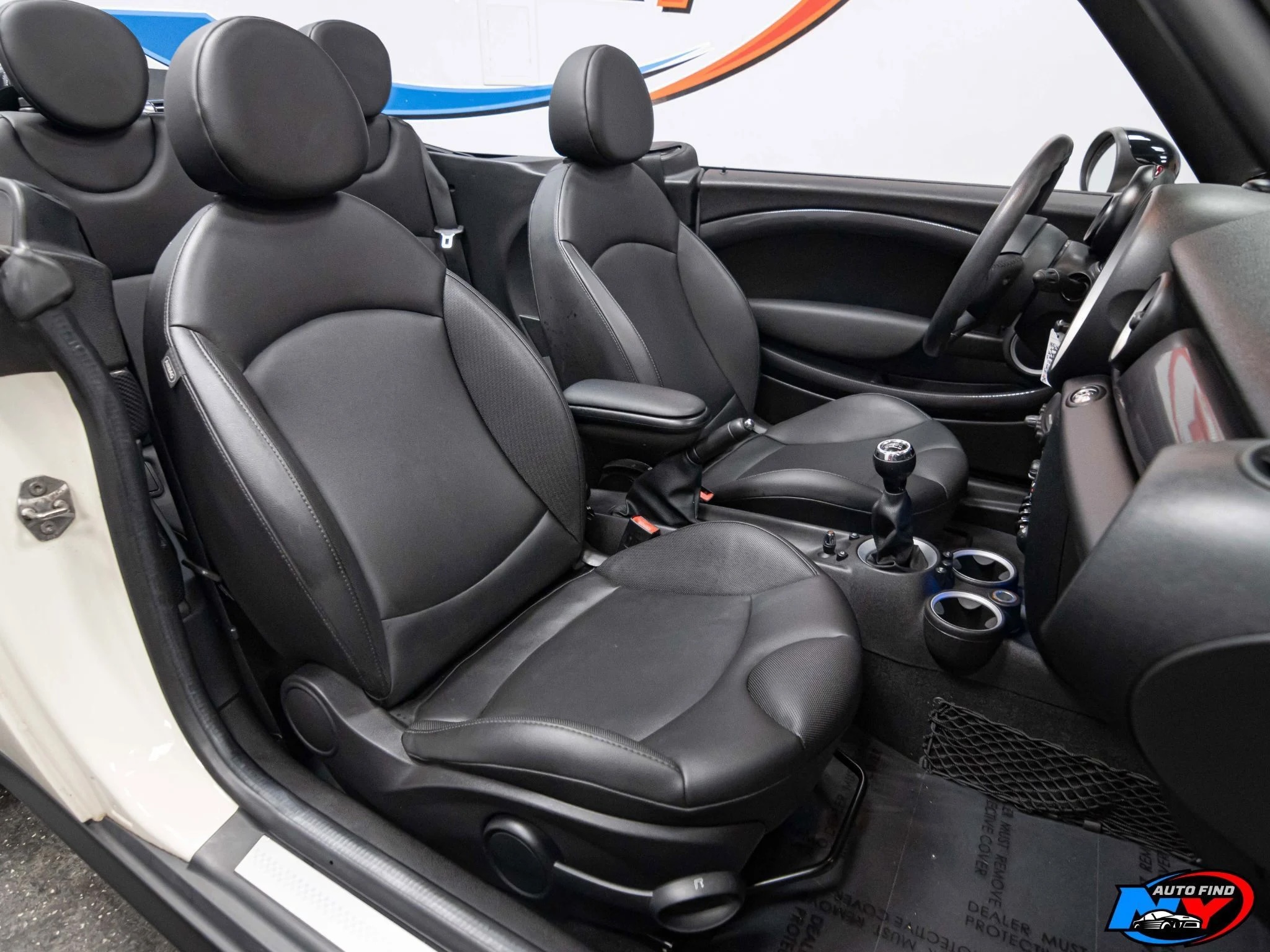 Used 2013 MINI Cooper S w/ Technology Pkg 2 FWD image 10
