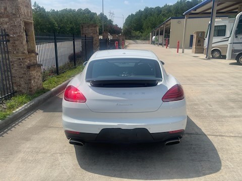 Used 2016 Porsche Panamera 4 AWD/4WD image 2