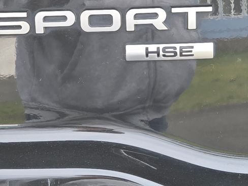 Used 2019 Land Rover Discovery Sport HSE AWD/4WD image 13