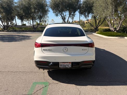 Used 2023 Mercedes-Benz EQS 580 4MATIC Sedan image 9