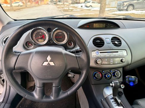 Used 2007 Mitsubishi Eclipse SE image 6