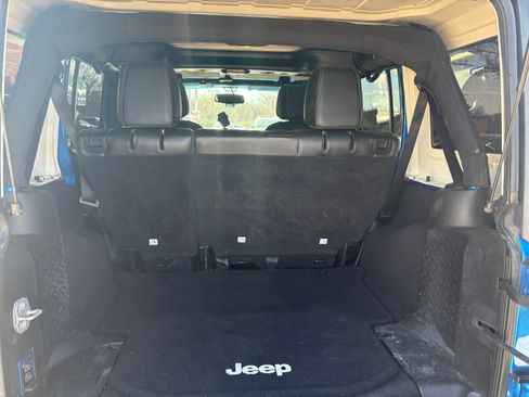 Used 2014 Jeep Wrangler Unlimited Sport image 5