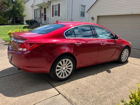 Used 2012 Buick Regal Premium FWD image 2