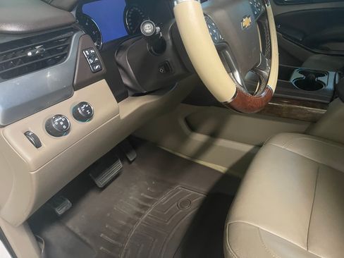 Used 2017 Chevrolet Tahoe LT AWD/4WD image 12