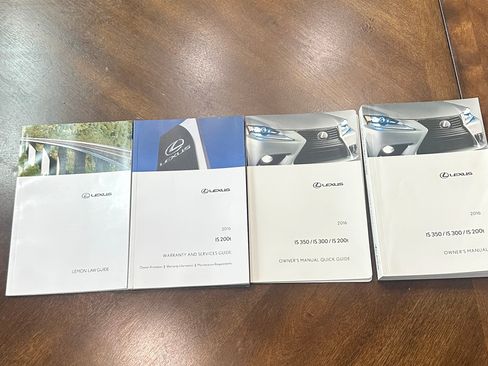 Used 2016 Lexus IS 200t w/ Premium Package RWD image 18