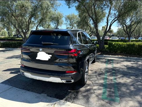 Used 2025 BMW X5 xDrive40i AWD/4WD image 4