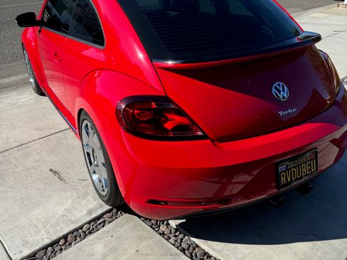 Used 2019 Volkswagen Beetle 2.0T S image 12