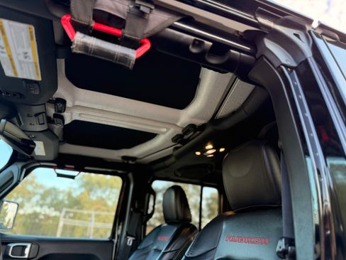 Used 2020 Jeep Gladiator Rubicon image 23