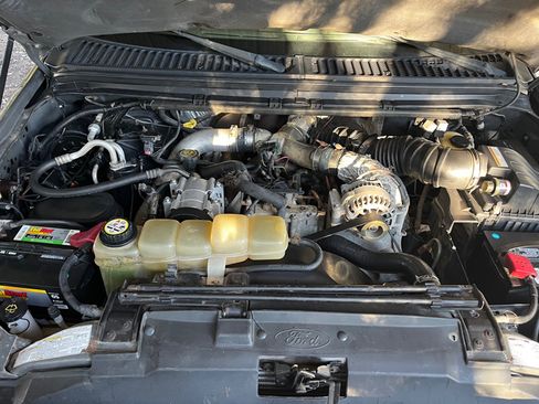 Used 2001 Ford F250 4x4 Crew Cab Super Duty image 9