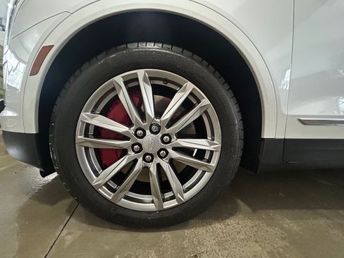 Used 2023 Cadillac XT5 Sportv image 9