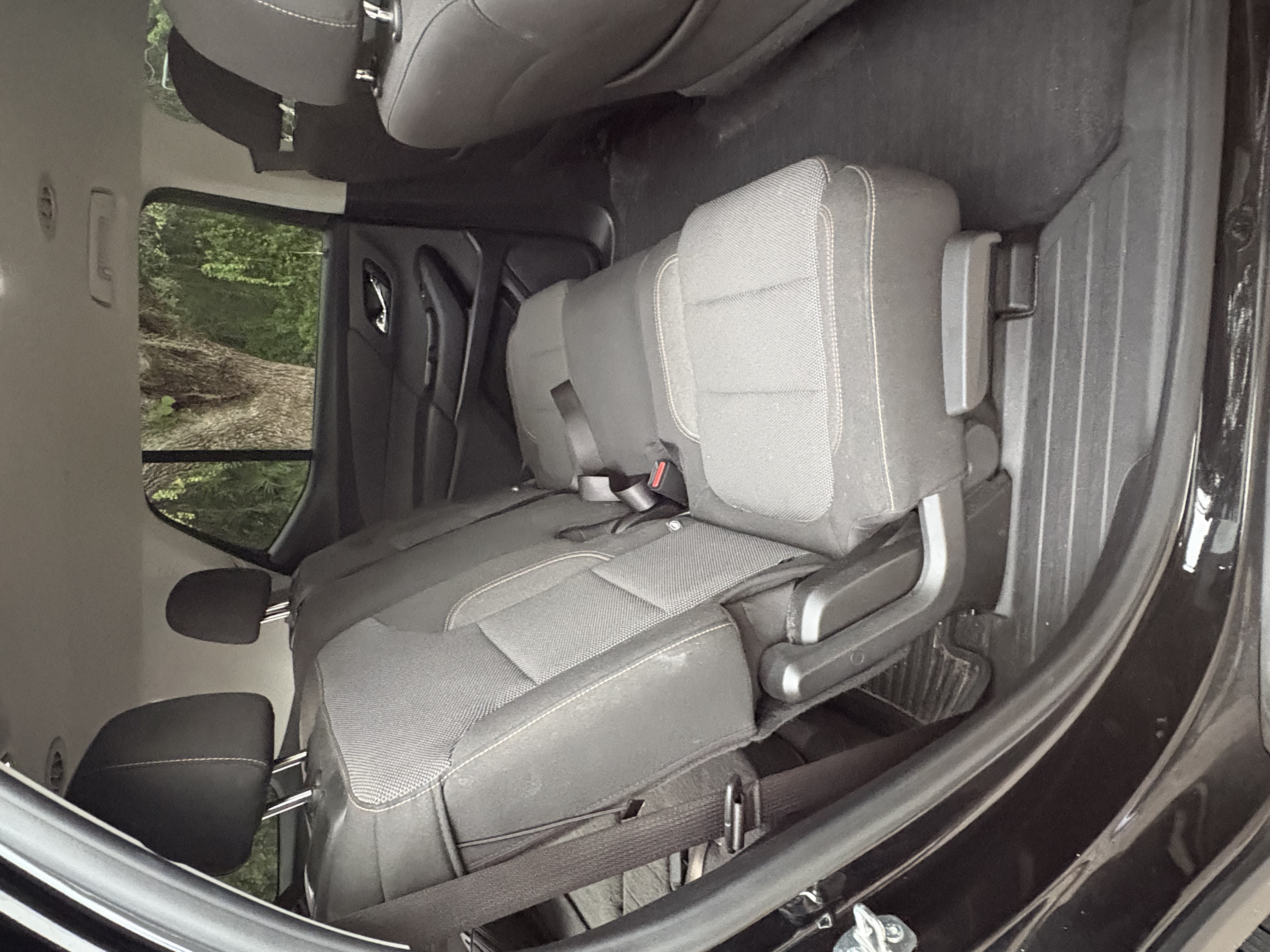 Used 2020 Chevrolet Traverse LS FWD image 14