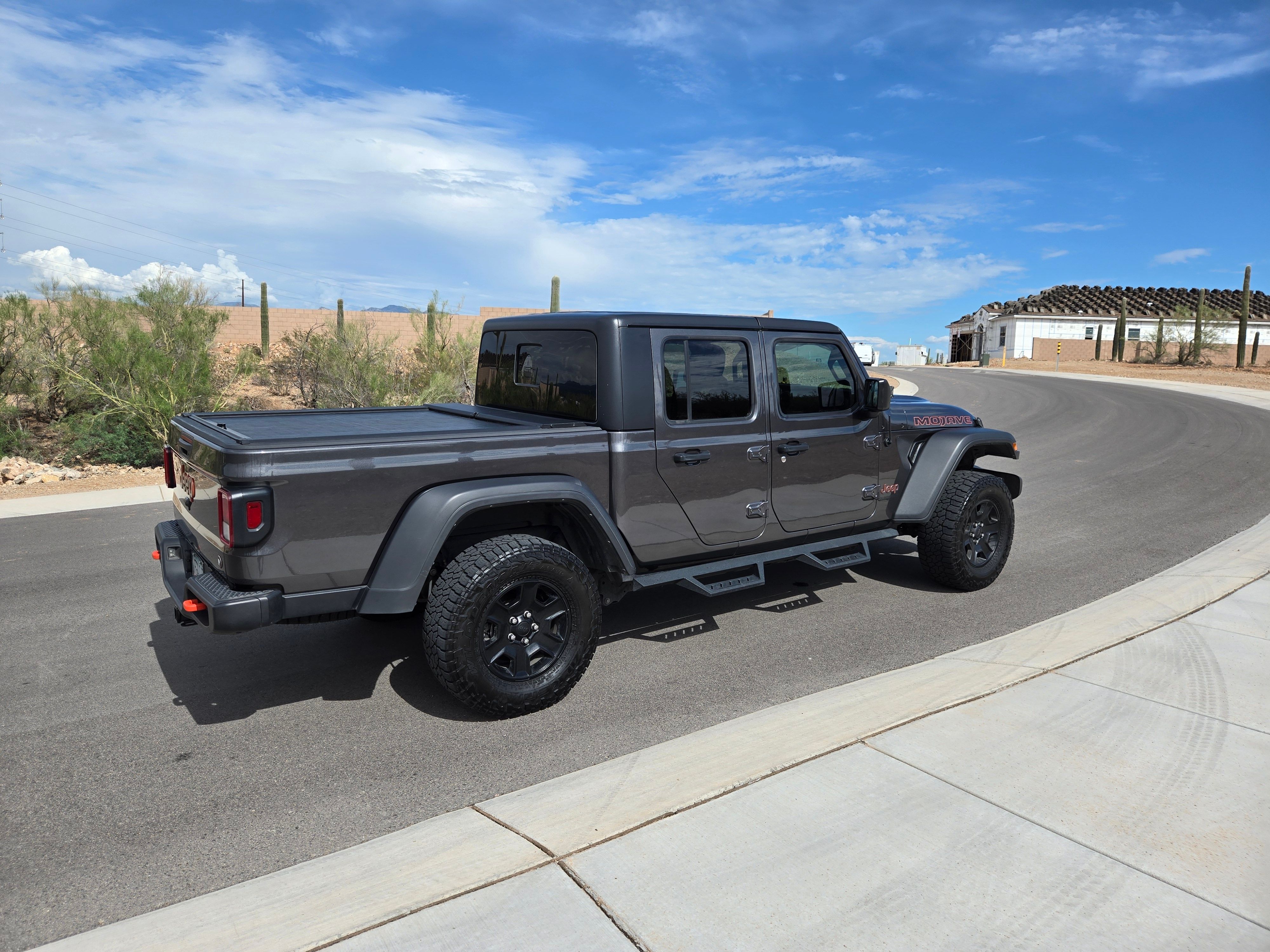 Used 2021 Jeep Gladiator Mojave AWD/4WD image 4