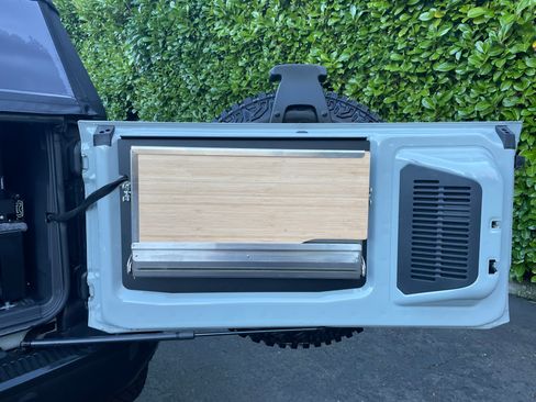 Used 2022 Ford Bronco Badlands image 8