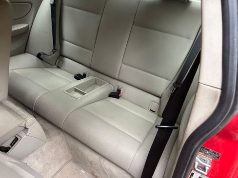 Used 2010 BMW 128i Coupe image 4