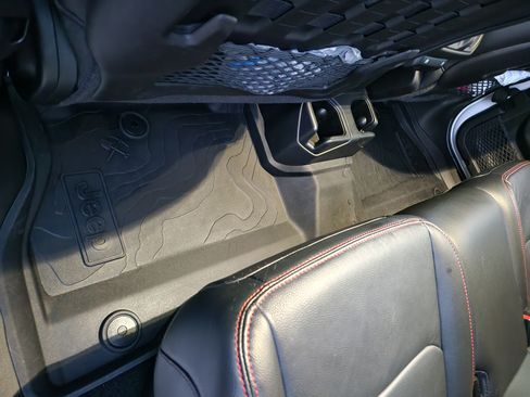 Used 2023 Jeep Gladiator Rubicon w/ LED Lighting Group image 11