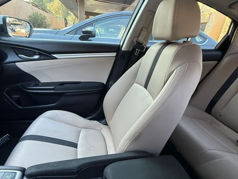Used 2020 Honda Civic EX image 12