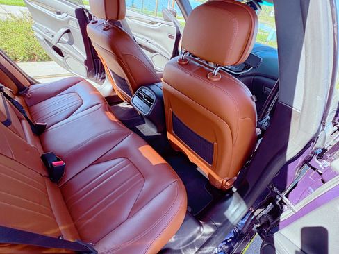 Used 2015 Maserati Ghibli image 23