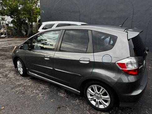Used 2011 Honda Fit Sport image 4