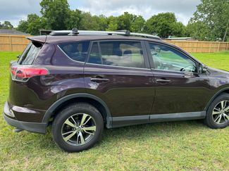 Used 2017 Toyota RAV4 XLE FWD video 1