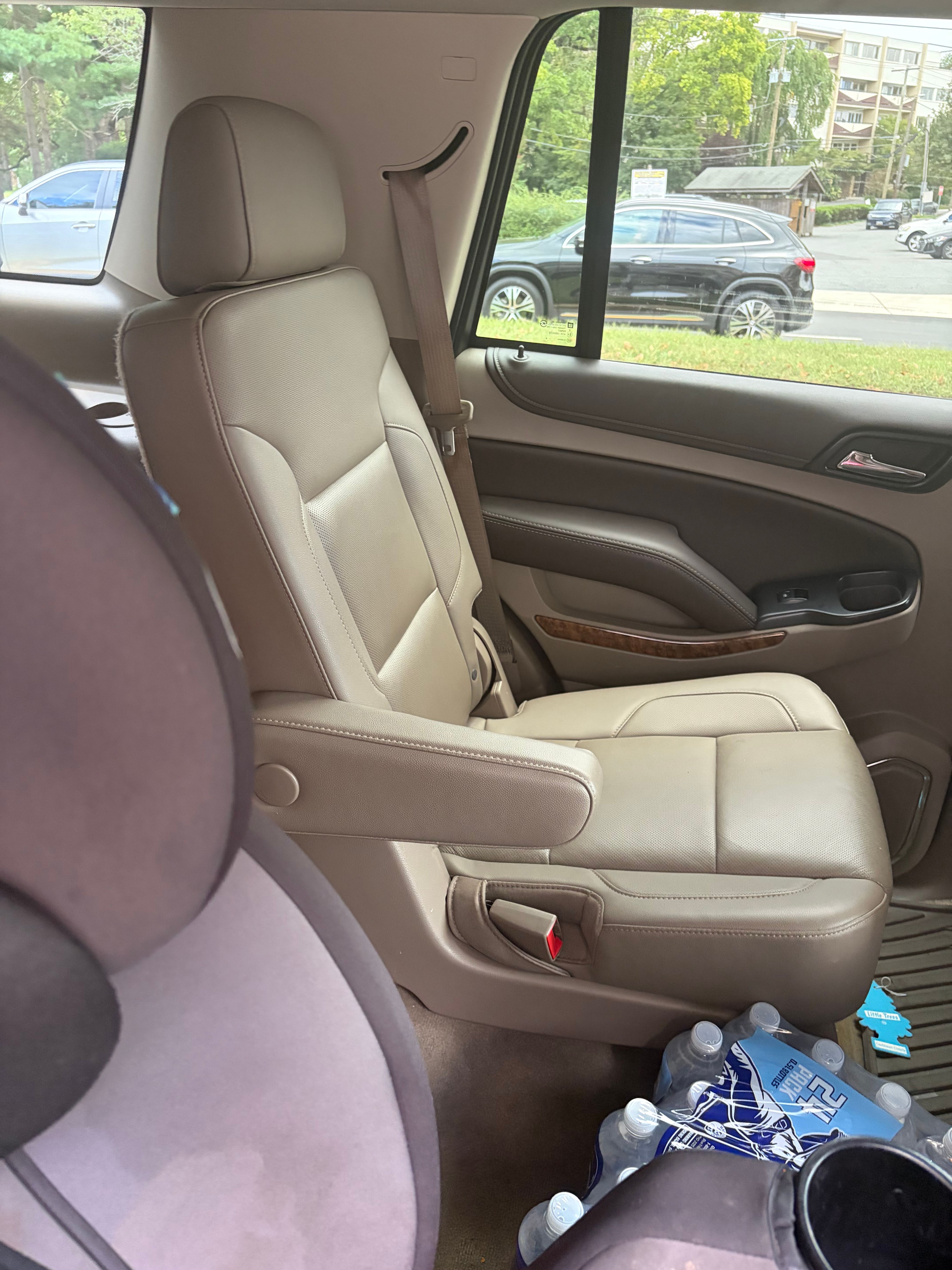 Used 2016 Chevrolet Tahoe LTZ AWD/4WD image 9