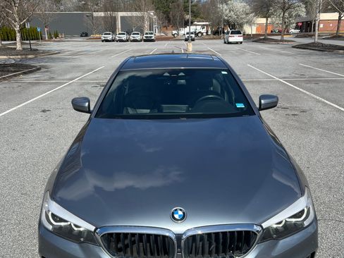 Used 2020 BMW 530i image 2