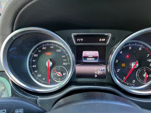 Used 2017 Mercedes-Benz GLS 450 4MATIC image 11