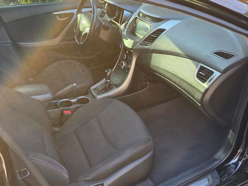 Used 2016 Hyundai Elantra Value Edition image 16