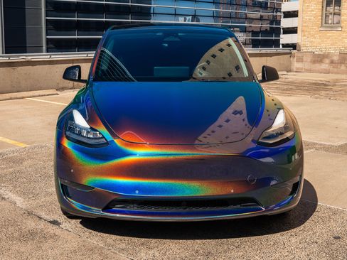 Used 2022 Tesla Model Y Long Range image 11