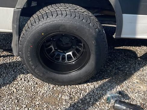 Used 2015 Mercedes-Benz Sprinter 3500 image 2