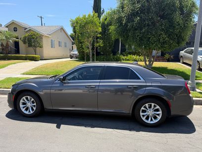 Used 2018 Chrysler 300 Touring