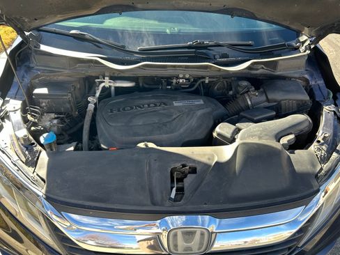 Used 2018 Honda Odyssey EX image 9