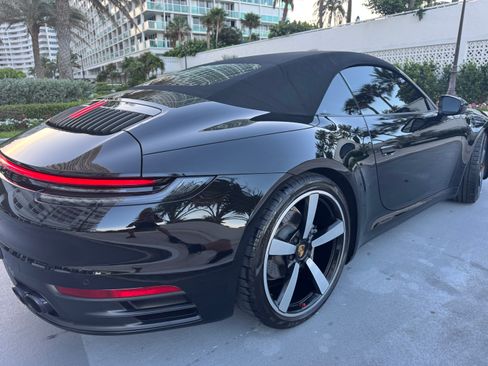 Used 2020 Porsche 911 Carrera image 15