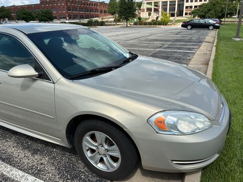 Used 2012 Chevrolet Impala LS FWD image 1