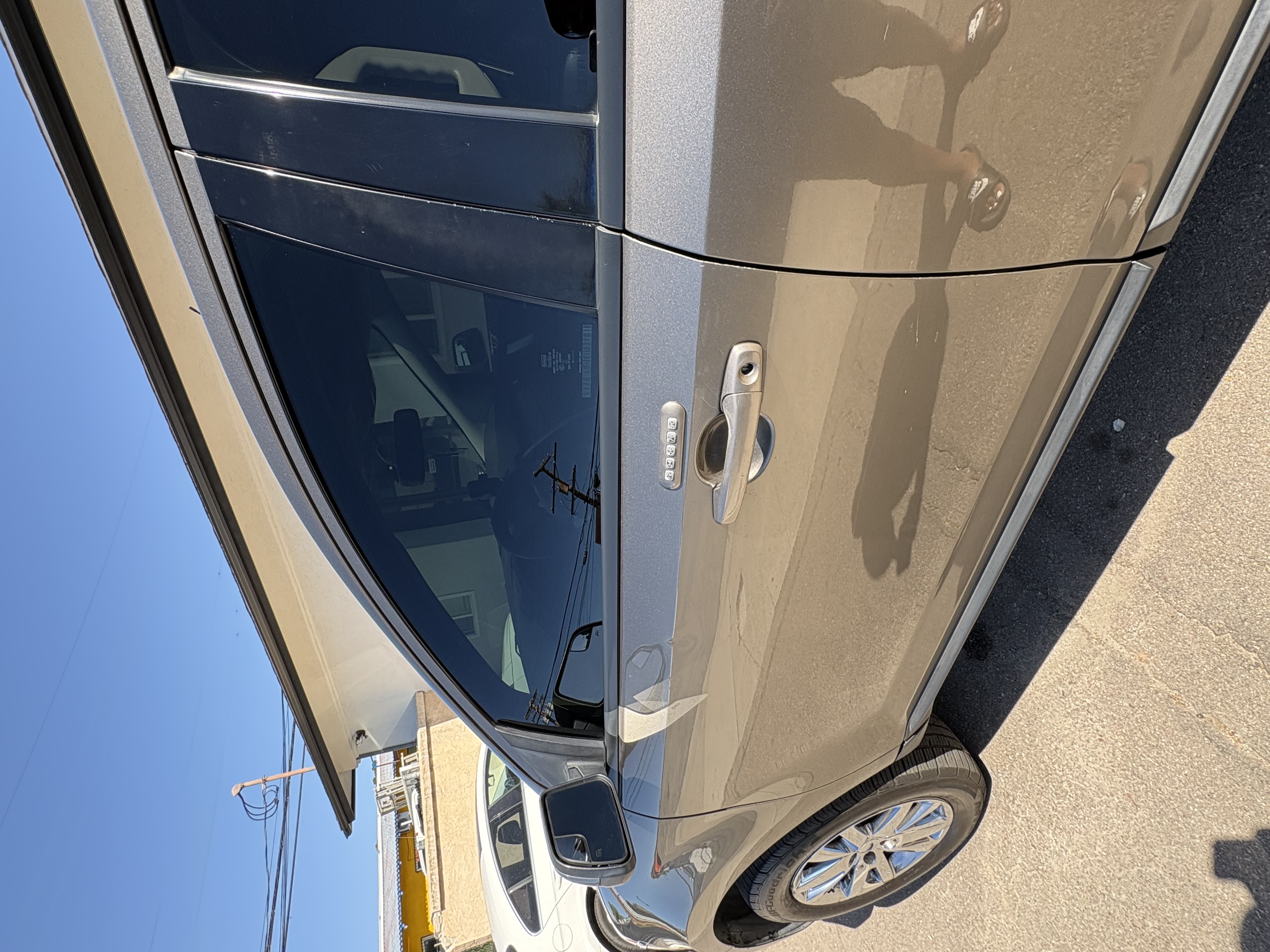 Used 2013 Ford Edge SEL FWD image 17