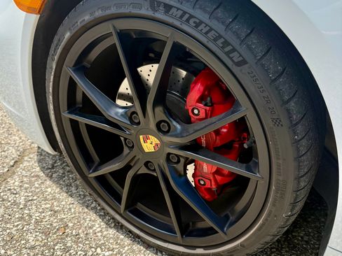 Used 2019 Porsche 718 Boxster GTS RWD image 18