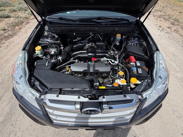 Used 2013 Subaru Outback 2.5i Premium w/ All-Weather Pkg AWD/4WD image 13