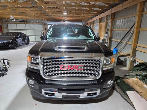 Used 2017 GMC Sierra 3500 Denali w/ Duramax Plus Package image 1