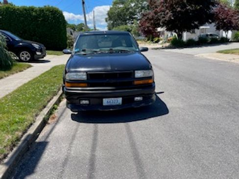 Used 2003 Chevrolet S10 Pickup LS w/ LS Preferred Equipment Group RWD image 5