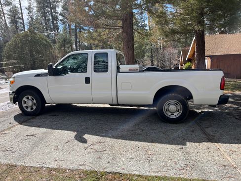 Used 2014 Ford F250 XL image 6