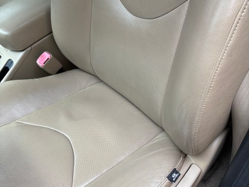 Used 2010 Toyota RAV4 2WD image 9