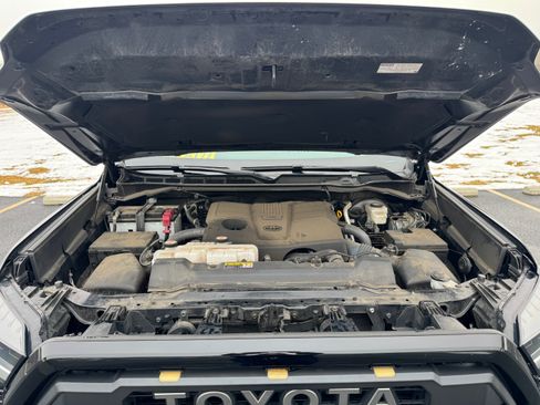 Used 2022 Toyota Tundra SR5 image 21