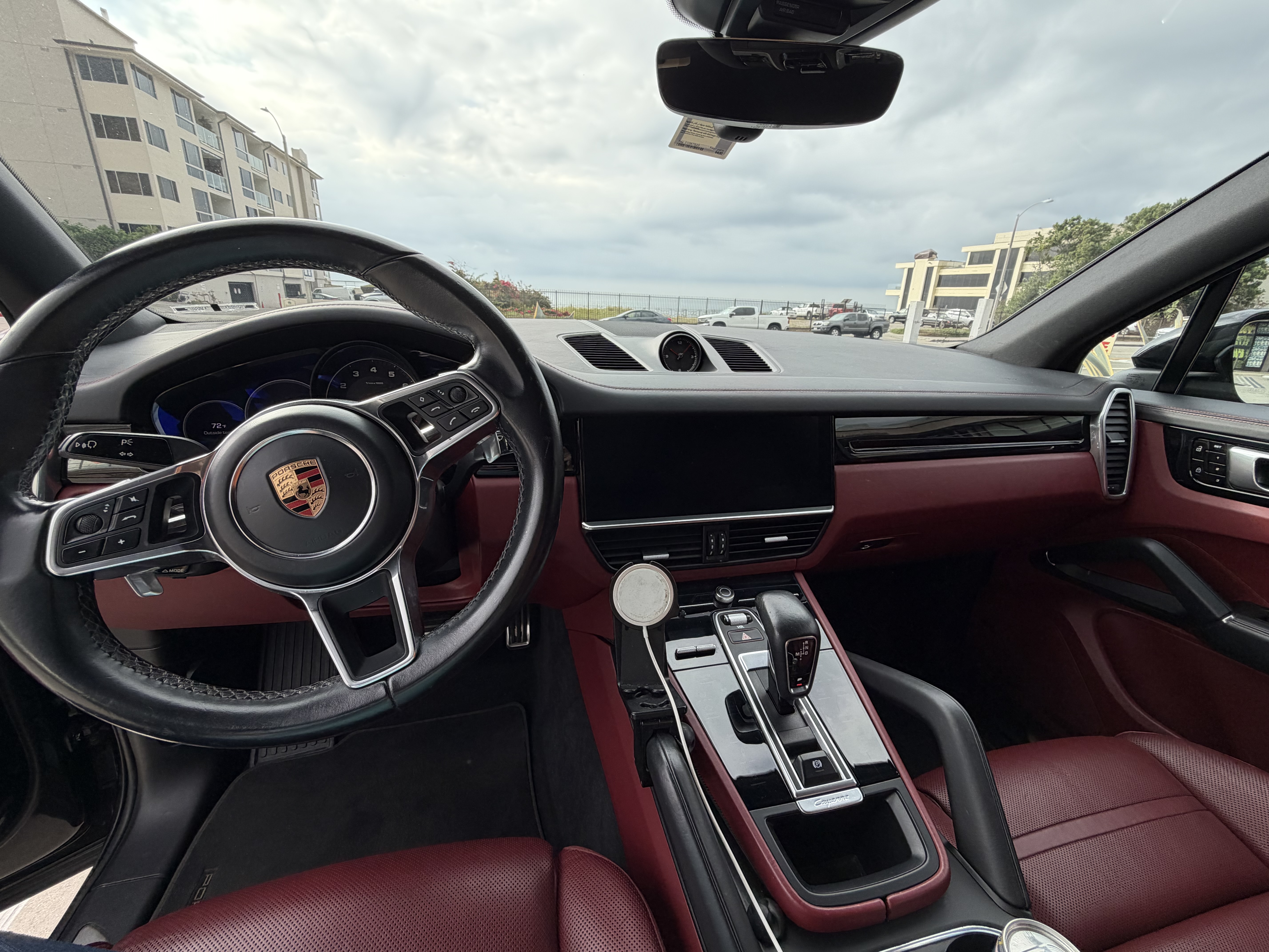 Used 2019 Porsche Cayenne S AWD/4WD image 4