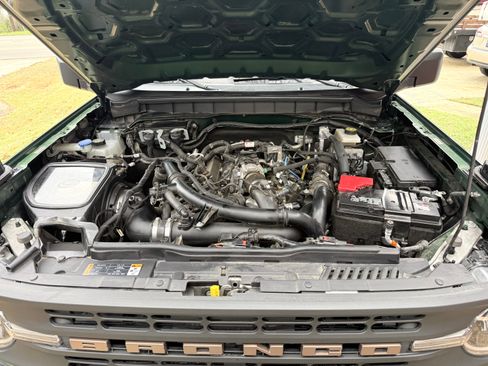 Used 2023 Ford Bronco Black Diamond image 13