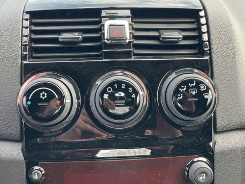 Used 2007 Saturn Sky w/ Premium Trim Pkg image 24