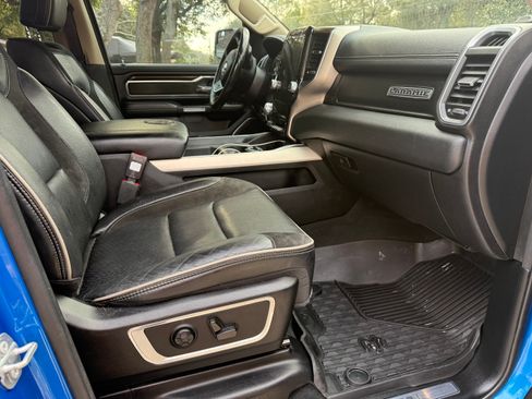 Used 2021 RAM 1500 Laramie image 10