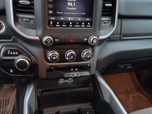 Used 2021 RAM 1500 Big Horn image 11