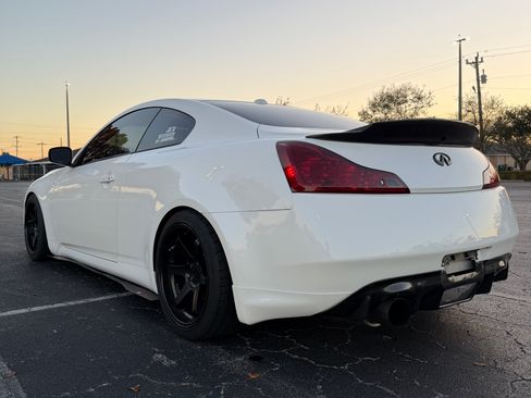 Used 2009 INFINITI G37 Journey w/ Premium Pkg image 2